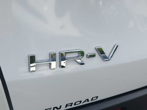 Certified 2026 Honda HR-V LX image 30