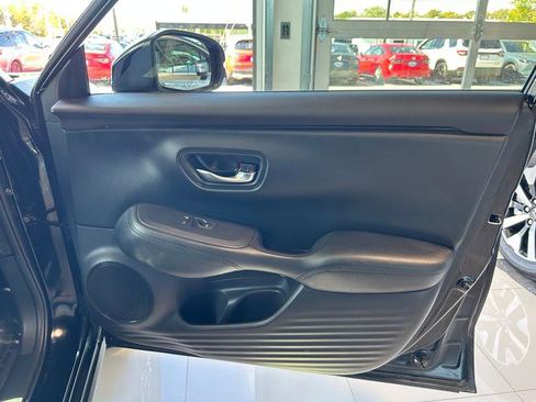 Used 2023 Honda HR-V LX image 25