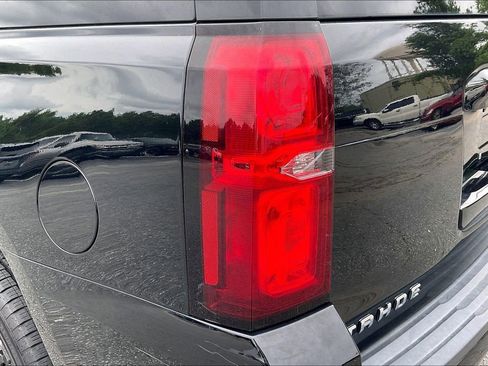 Used 2019 Chevrolet Tahoe LS RWD image 28