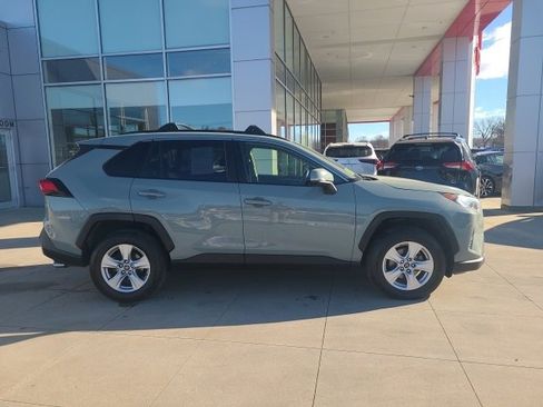 Used 2019 Toyota RAV4 XLE image 8