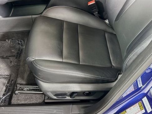 Used 2023 Nissan Rogue SL image 18