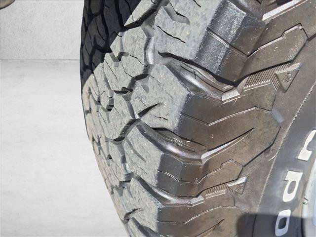 Used 2015 Jeep Grand Cherokee Limited AWD/4WD image 14