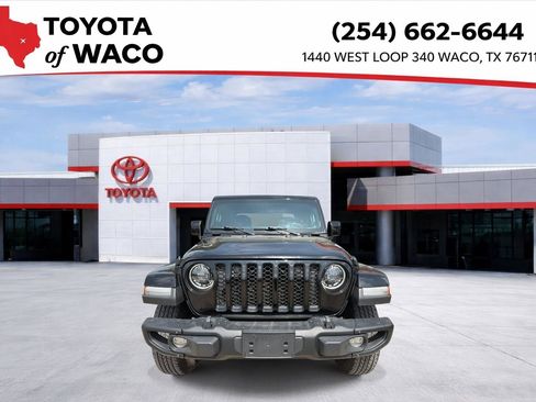 Used 2023 Jeep Gladiator Sport AWD/4WD image 8