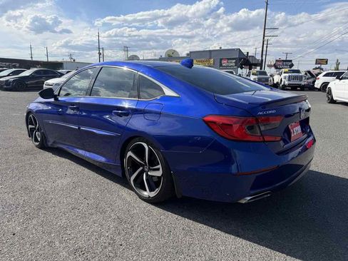 Used 2018 Honda Accord Sport image 5