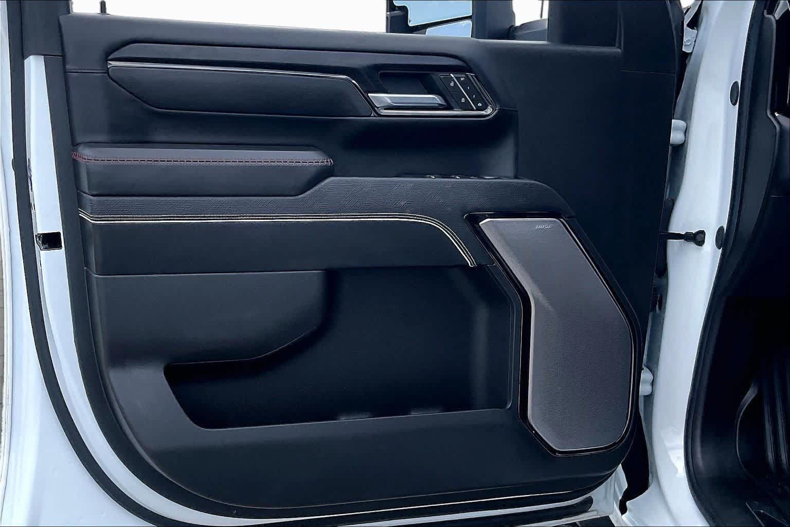 Certified 2025 GMC Sierra 2500 AT4X AWD/4WD image 21