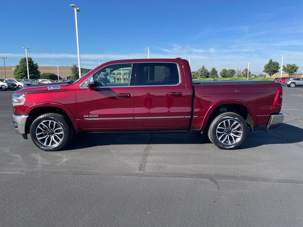 Used 2025 RAM 1500 Limited AWD/4WD image 2
