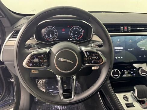 Used 2026 Jaguar F-PACE R-Dynamic S AWD/4WD image 18