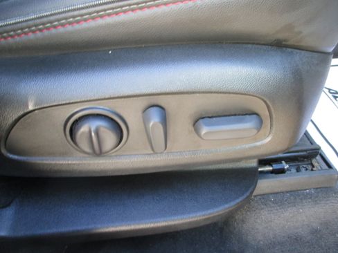 Certified 2023 Chevrolet Traverse RS w/ LPO, Floor Liner Package image 18