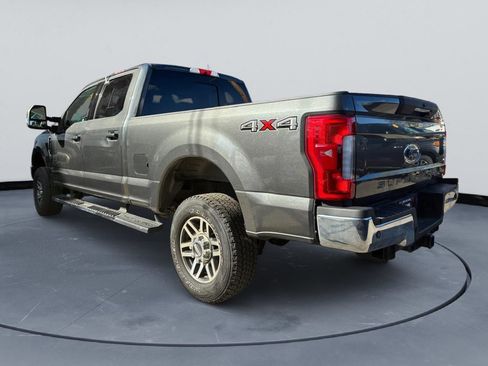 Used 2018 Ford F250 Lariat w/ Lariat Ultimate Package AWD/4WD image 24