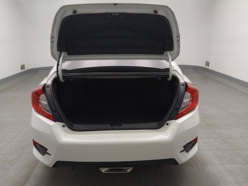 Used 2019 Honda Civic Sport image 29