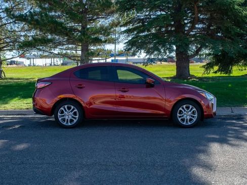 Used 2016 Scion iA image 7