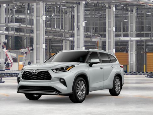 New 2026 Toyota Highlander Platinum image 1