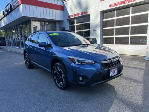 Used 2023 Subaru Crosstrek 2.5i Limited w/ Moonroof Package AWD/4WD image 2