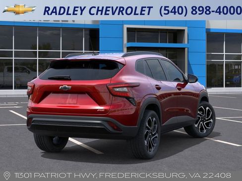 New 2026 Chevrolet Trax RS image 4