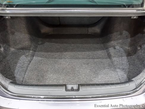 Used 2019 Honda Accord EX image 27