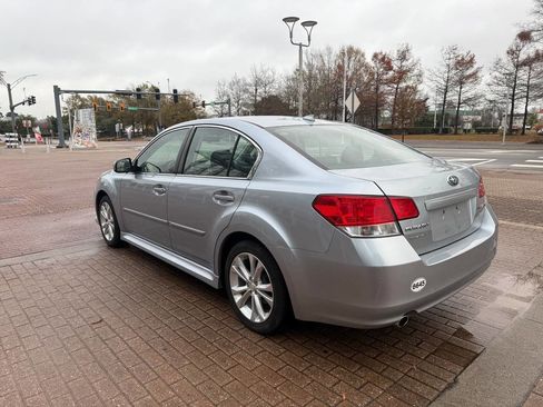 Used 2013 Subaru Legacy 2.5i Limited image 7