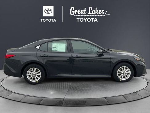 New 2026 Toyota Camry LE image 6