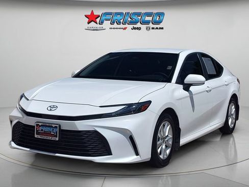 Used 2025 Toyota Camry LE FWD image 3