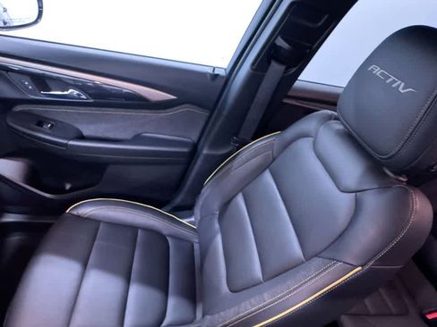 Used 2024 Chevrolet TrailBlazer ACTIV image 33