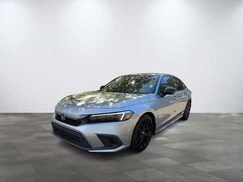 Used 2023 Honda Civic Sport image 3