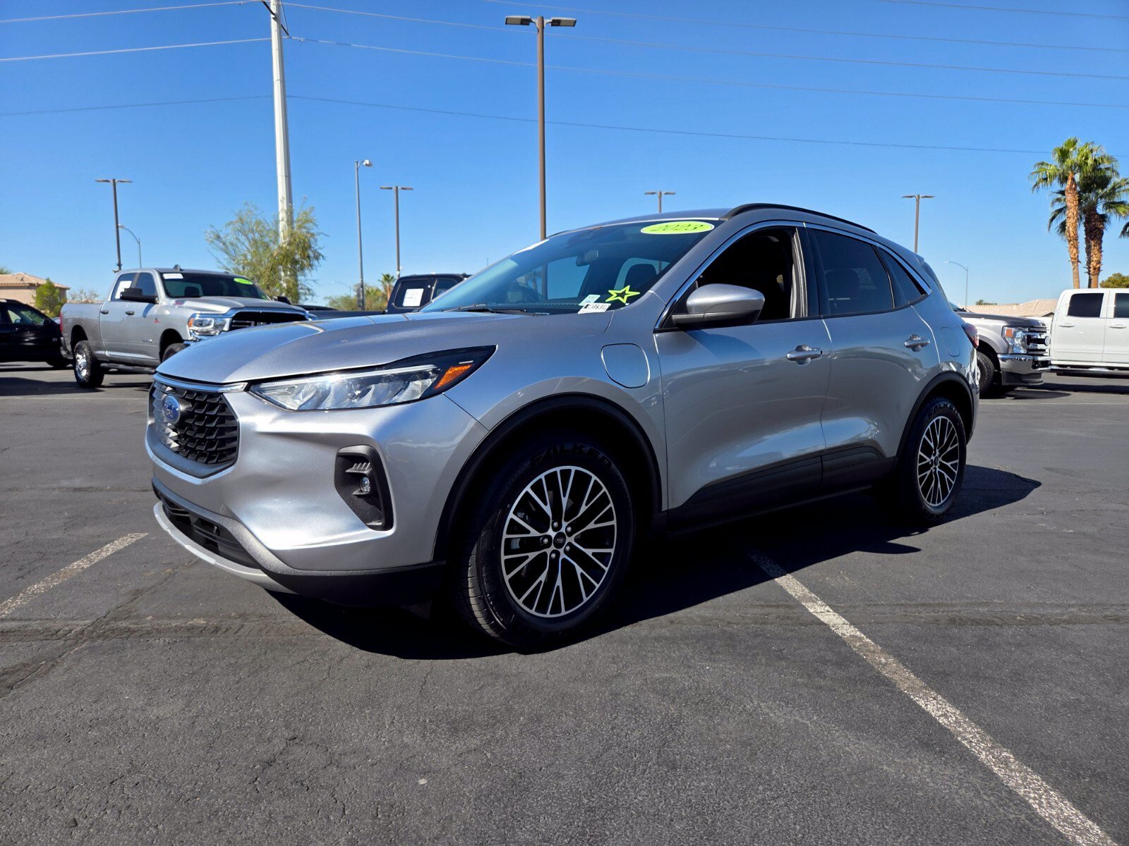 Certified 2023 Ford Escape SE FWD image 2