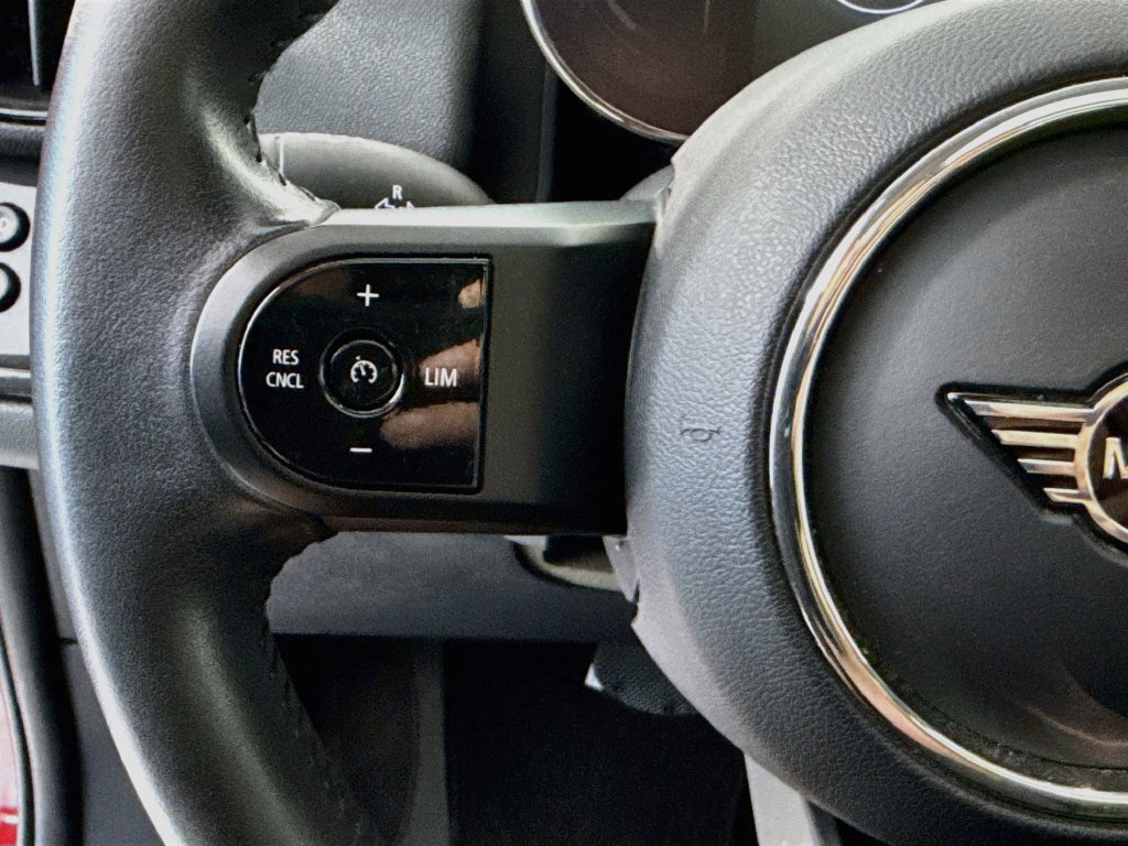 Used 2024 MINI Cooper Countryman FWD image 11