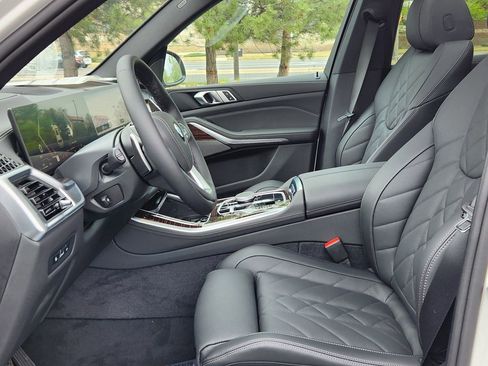 New 2026 BMW X5 xDrive40i AWD/4WD image 10