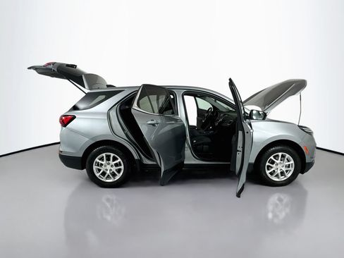 Used 2023 Chevrolet Equinox LT AWD/4WD image 22