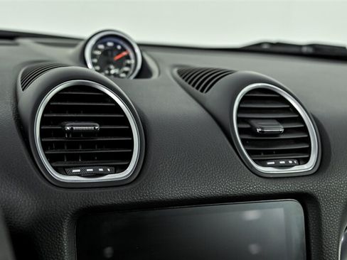 Used 2019 Porsche 718 Cayman GTS RWD image 26