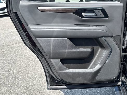 Certified 2025 Chevrolet Tahoe LT image 22