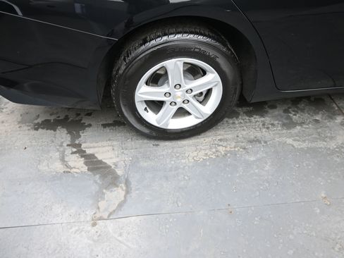 Used 2024 Chevrolet Malibu LT image 9