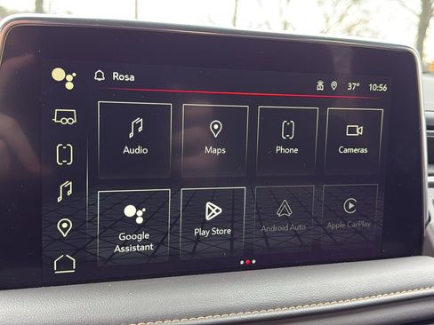 Used 2024 GMC Yukon XL AT4 image 19