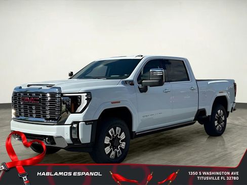 New 2026 GMC Sierra 2500 Denali w/ Denali Reserve Package image 3