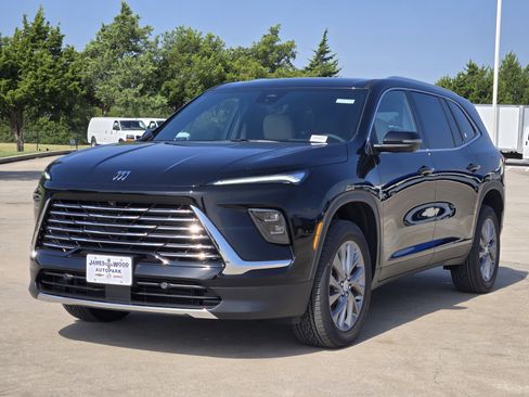 New 2026 Buick Enclave Preferred w/ Power Package image 2