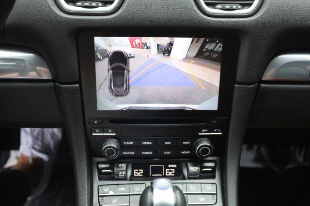 Used 2018 Porsche 718 Cayman RWD image 34