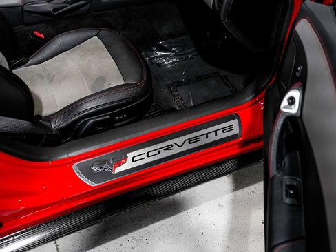 Used 2013 Chevrolet Corvette 427 w/ 1SC Preferred Equipment Group RWD image 23