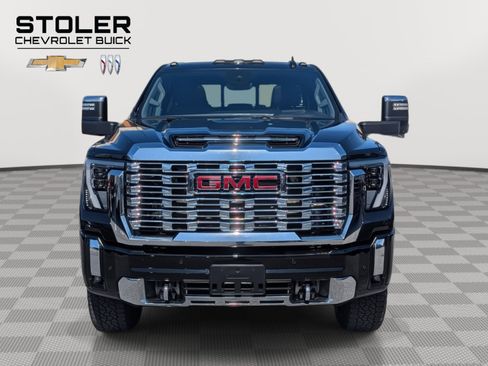 Used 2024 GMC Sierra 3500 Denali w/ Technology Package image 8