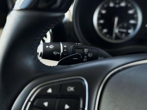 Used 2021 Mercedes-Benz Metris Passenger w/ Premium Safety Package image 44