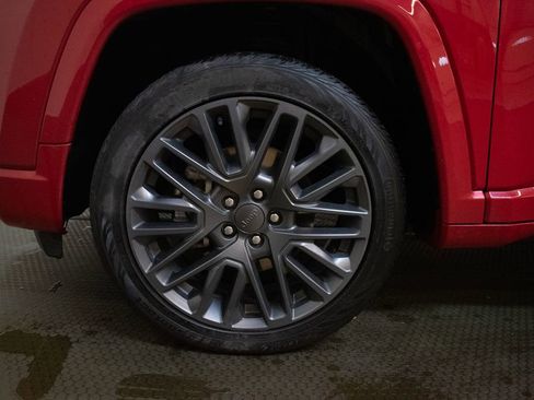 Used 2022 Jeep Compass Limited w/ (RED) Package AWD/4WD image 9