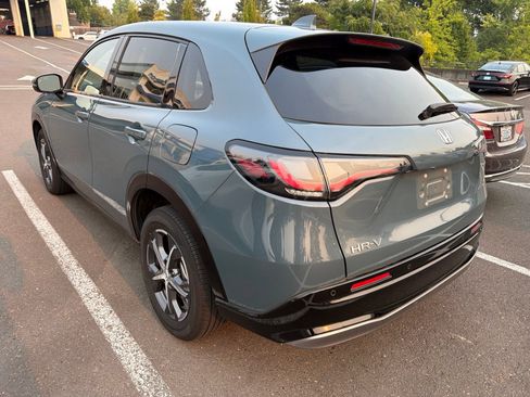 Used 2024 Honda HR-V EX-L image 6
