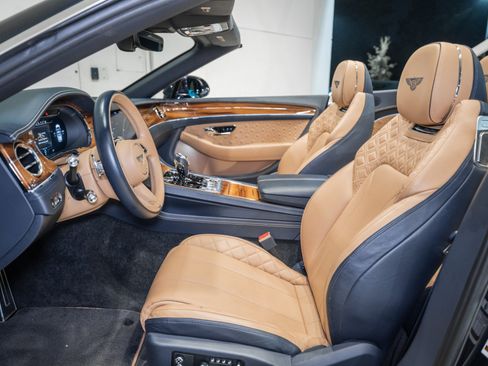 Used 2021 Bentley Continental GT AWD/4WD image 19