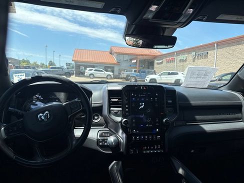 Used 2021 RAM 1500 Limited w/ Body Color Bumper Group AWD/4WD image 3