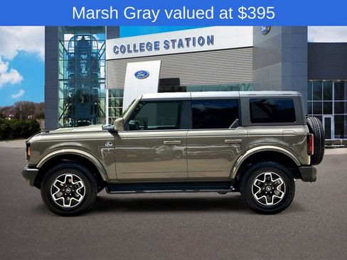 Used 2025 Ford Bronco Outer Banks AWD/4WD image 3