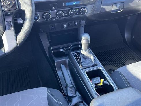 Certified 2023 Toyota Tacoma TRD Off-Road image 16
