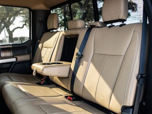 Used 2022 Ford F350 Lariat w/ Lariat Ultimate Package image 18