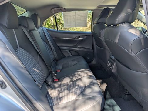 Used 2024 Toyota Camry SE w/ Audio Upgrade Package image 18