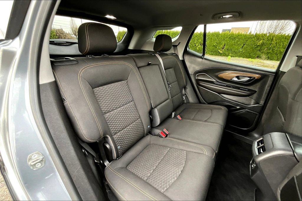 Used 2021 GMC Terrain SLE AWD/4WD image 21