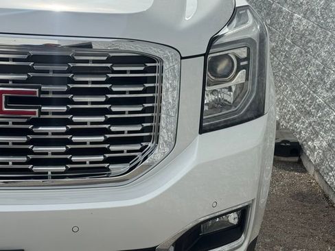 Used 2020 GMC Yukon XL Denali w/ Denali Ultimate Package image 5