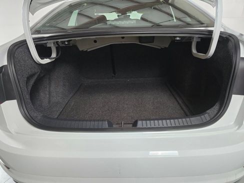 Used 2020 Volkswagen Jetta SEL Premium image 20