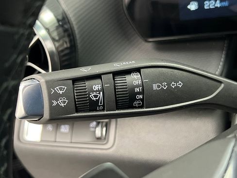Used 2026 Chevrolet Equinox LT FWD image 41
